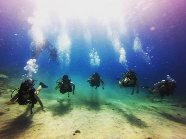 Buceo by Mar Azul Dive | Tour en San Andrés